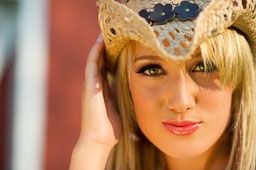 Beautya
 Hero